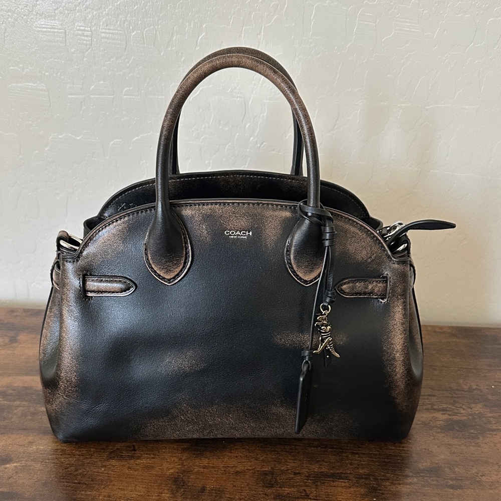 Coach Empire 28 Loved Leather
